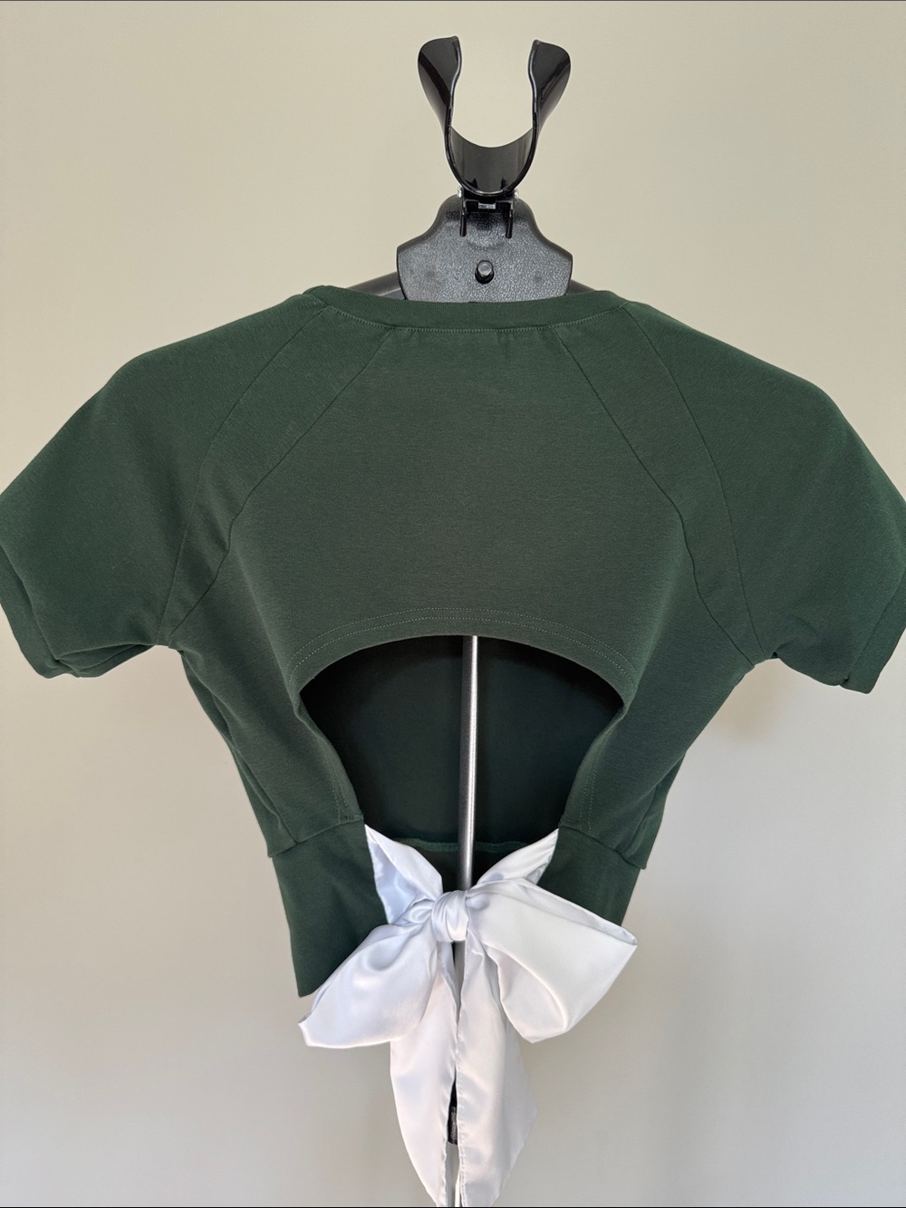 MSU Spartan's Women's Crop Top W/ White Satin Tie Back - Size Small